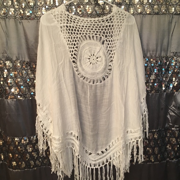 🌟LAST ONE🌟NEW white boho crochet kimono - Picture 4 of 4